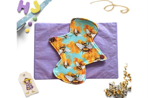 Buy  7 inch Cloth Pad Bees now using this page